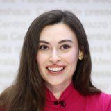 Co-présidente d'Operation Libero et ancien membre des Vert'libéraux, Sanija Ameti risque une peine pécuniaire avec sursis et une amende, suite à son inculpation pour atteinte à la liberté de croyance et des cultes (archives). KEYSTONE/PETER KLAUNZER